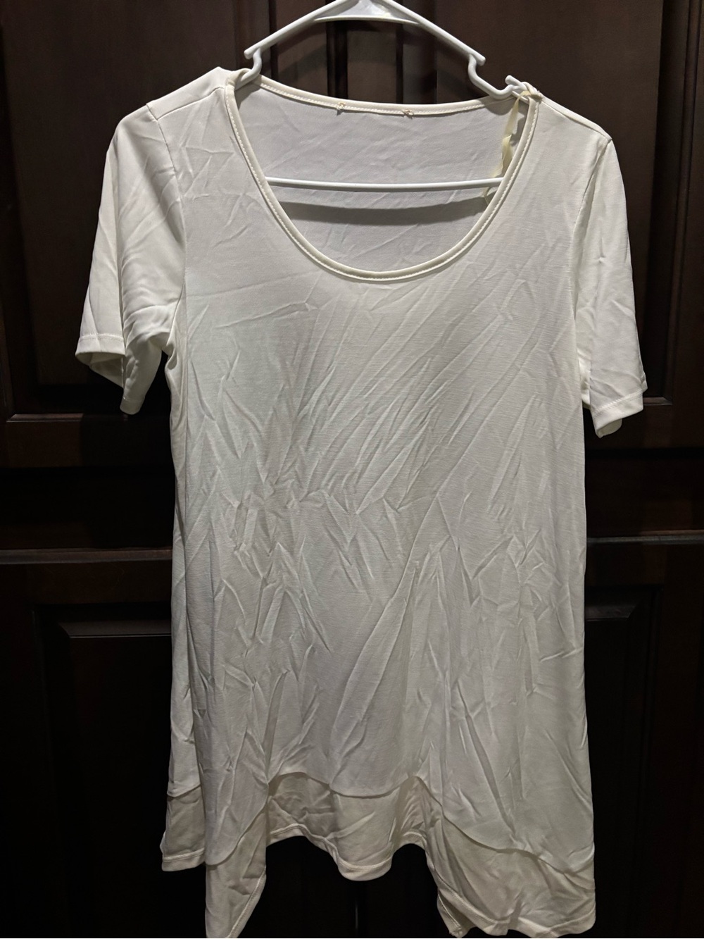 Women’s Cream Short Sleeve Scoop Neck Top